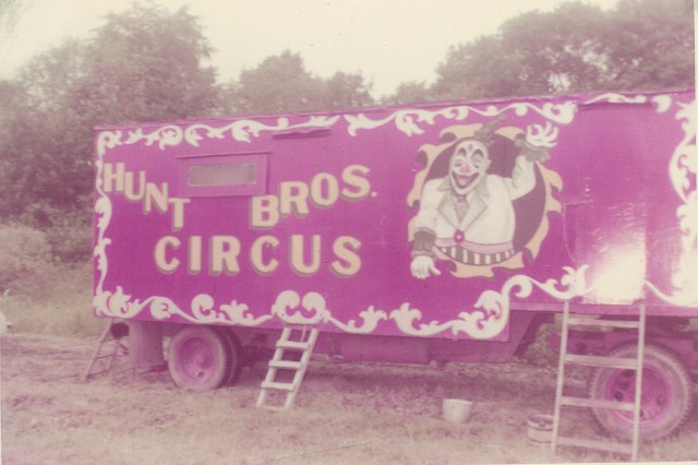 circus hunt bros 3