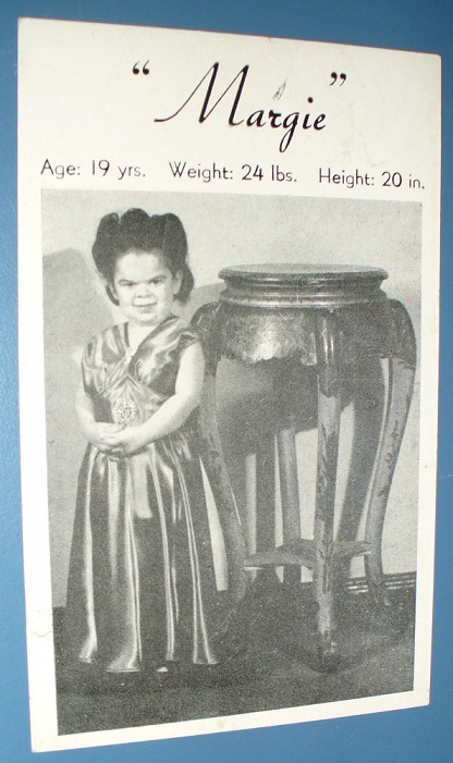 VINTAGE SOUVENIR CARD MARGIE THE MIDGET