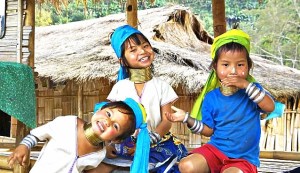 Sideshow    Giraffe Woman   Kayan  Padaung   long-necks   Freaks